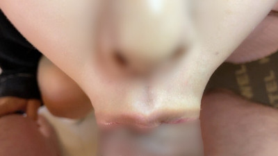 [노모] FC2-PPV-4656561 [Private shoot] Beautiful 22-year-old with beautiful legs gives amazing blowjob and unwashed anal licking, and then cums twice in a row and swallows [full face revealed] (일본AV 무수정,노모,프리미엄 AV)